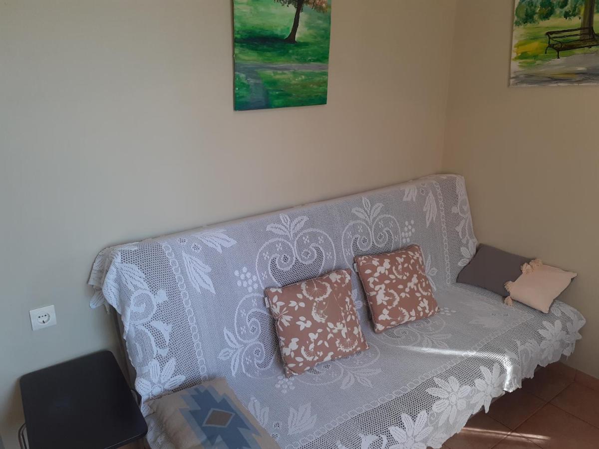 פרבזה Top Floor On Villa, 3' From Center, By The Sea! Host Is Efi Kwsta מראה חיצוני תמונה